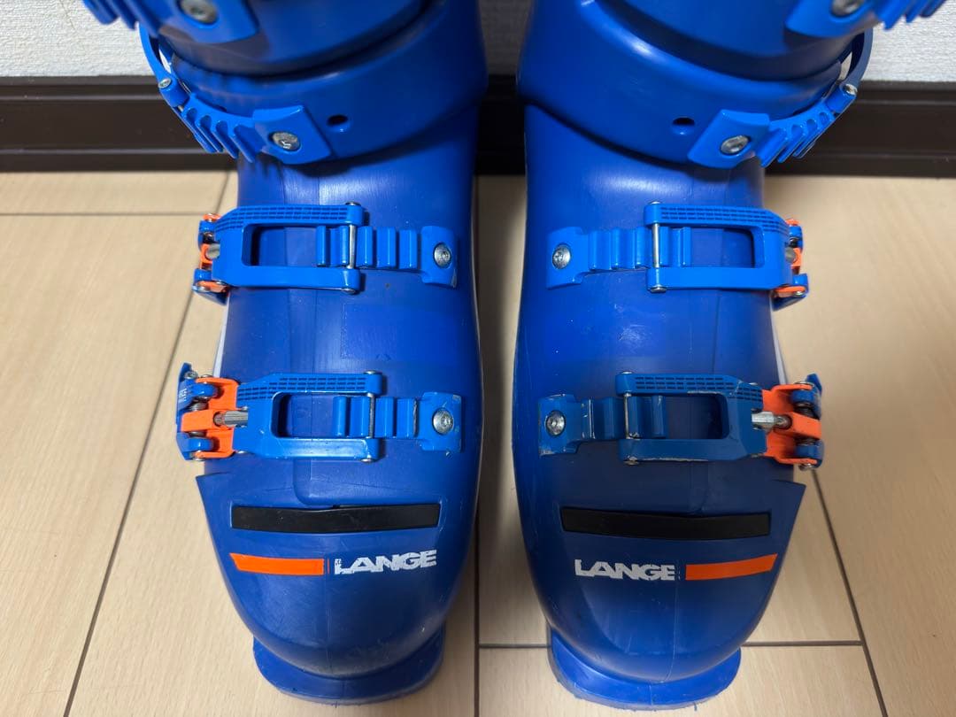 LANGE RS130 スキーブーツ
