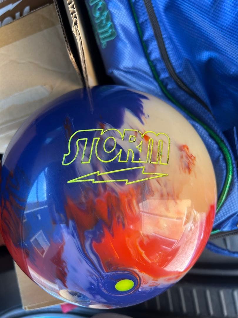 ボウリング　ワイルドアブソリュート