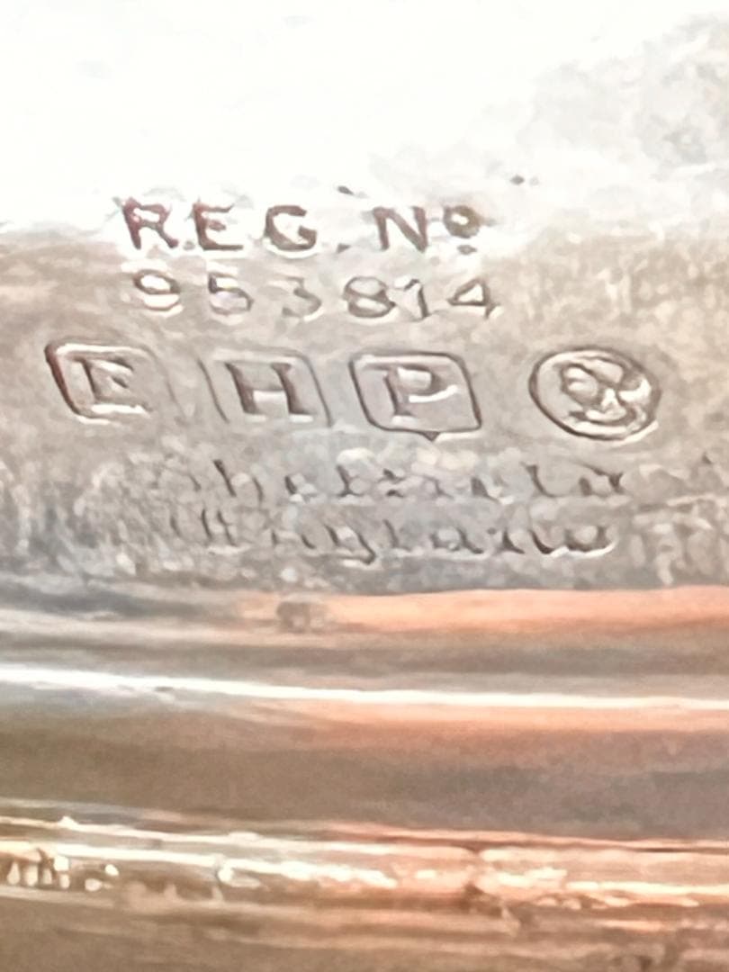 シルバープレートティーポット　刻印あり　Sheffield　England