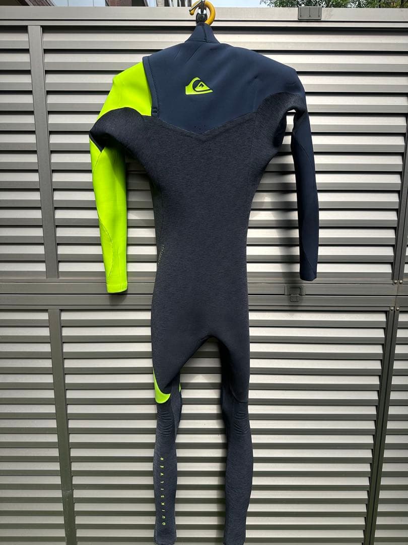 Quiksilver フルスーツ ネイビー/ライム
