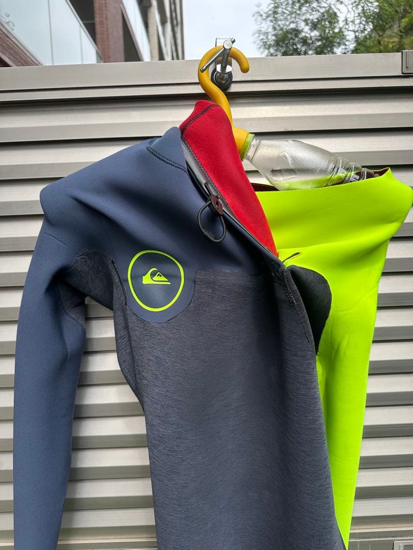 Quiksilver フルスーツ ネイビー/ライム