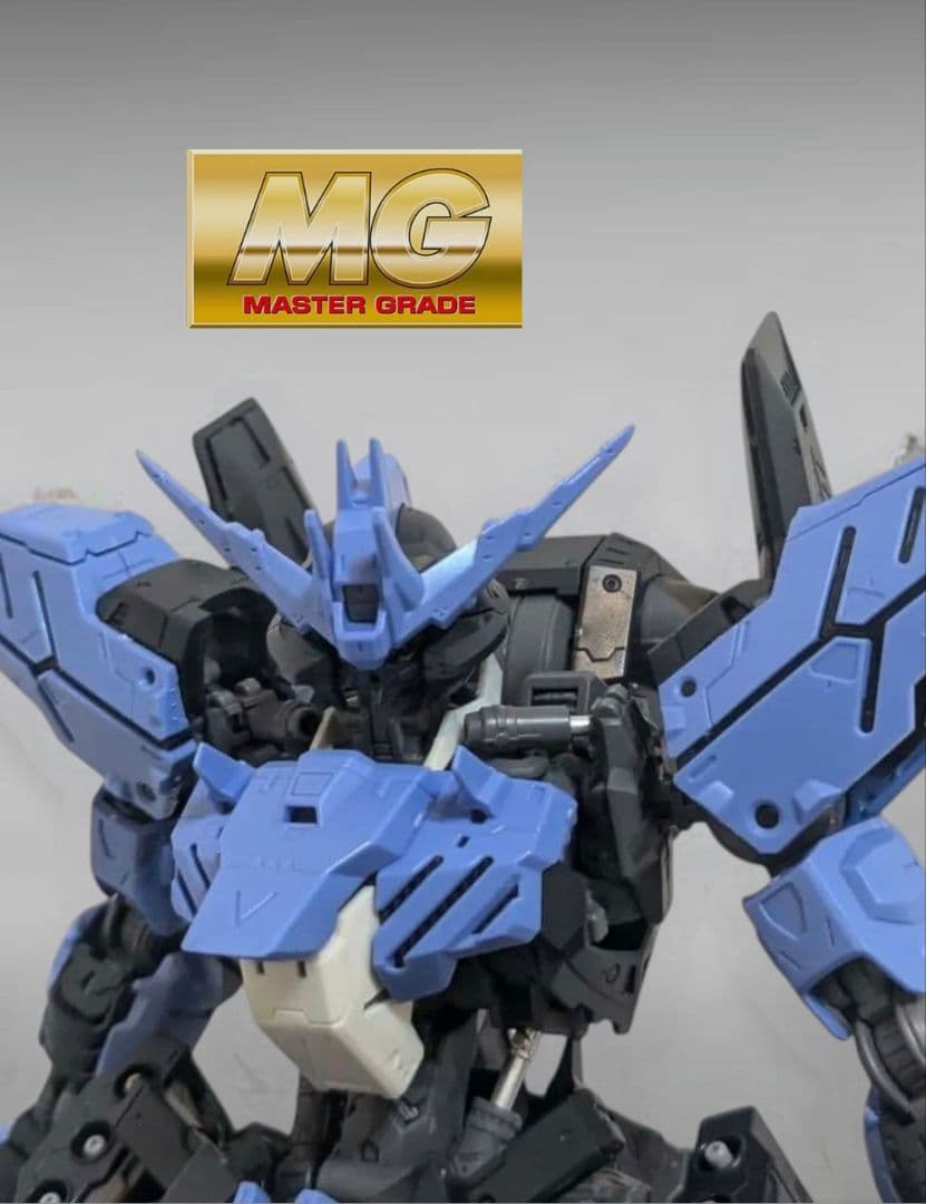 MG鉄血オルフェンズ 1/100 ガンダム ヴィダール