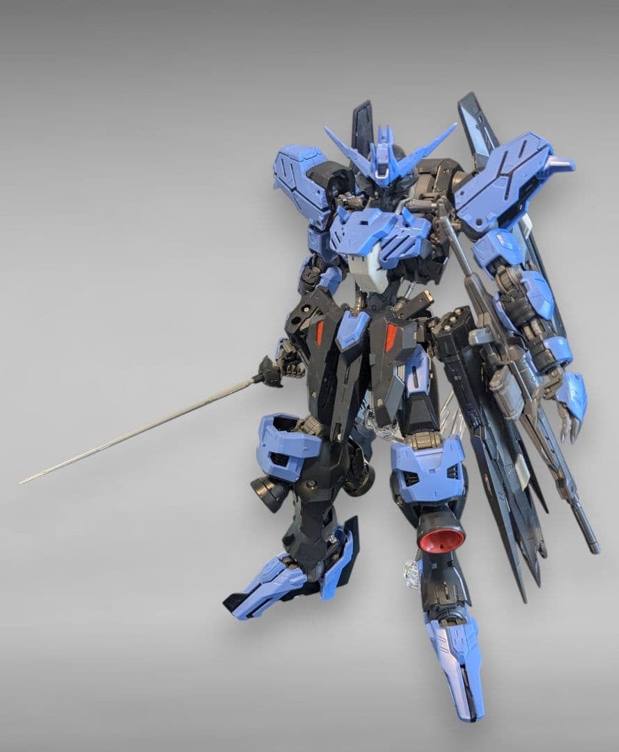 MG鉄血オルフェンズ 1/100 ガンダム ヴィダール