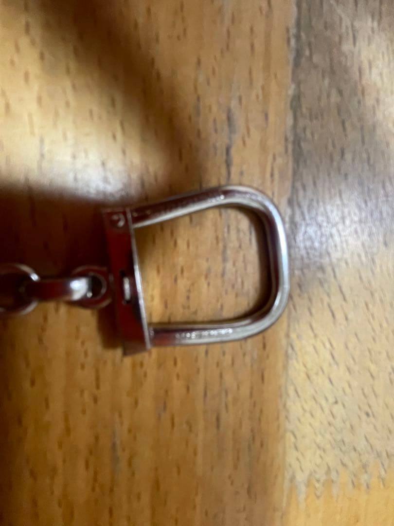 ビンテージブルボンキーホルダー　エビアンEVIAN コングレス　レア