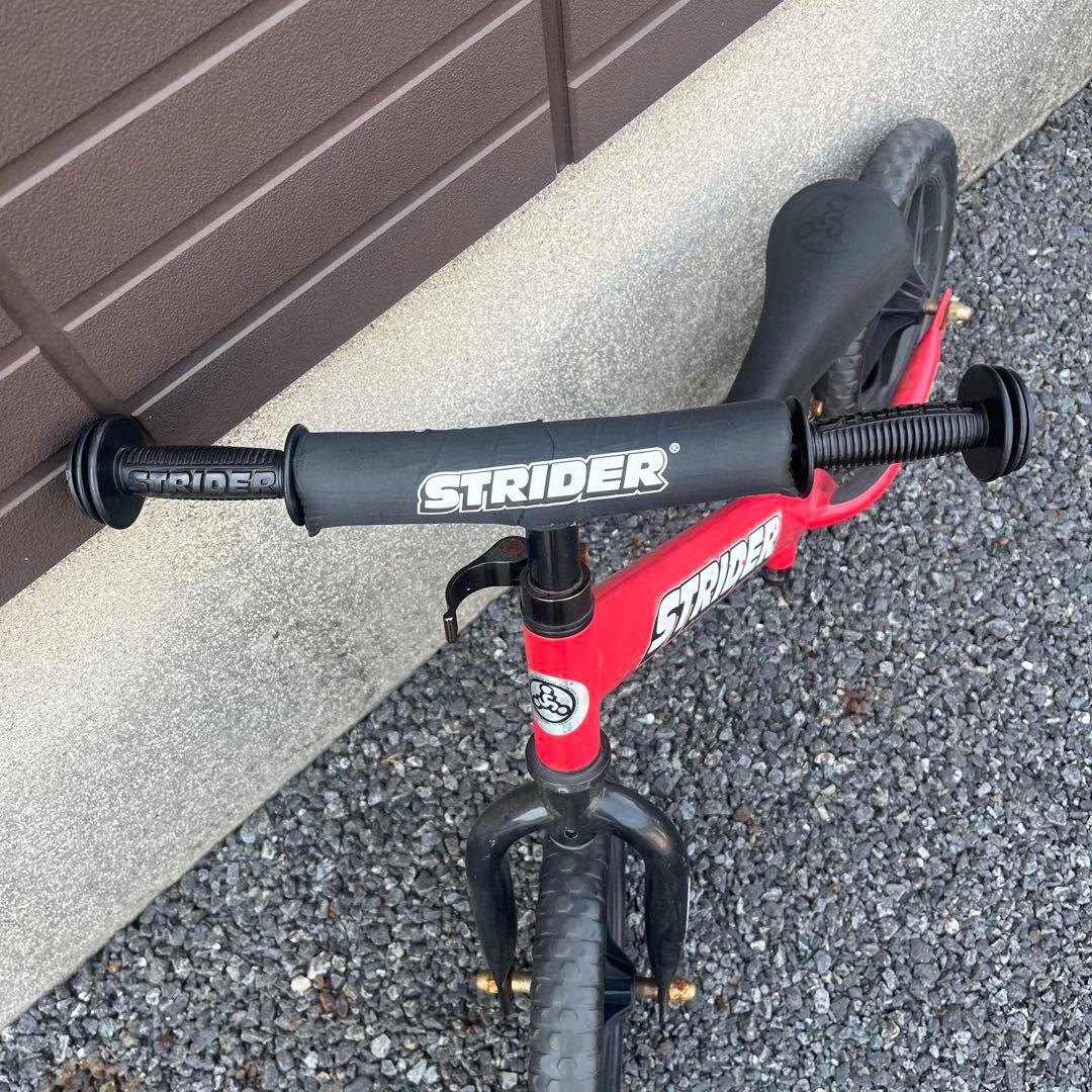 人気　ストライダー　日本正規品　スポーツモデル　STRIDER12　キッズバイク