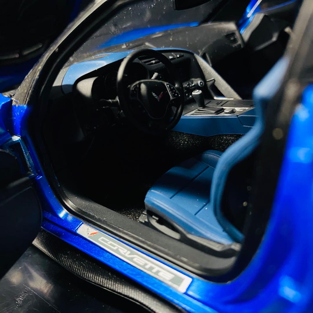 AUTOart 1/18 シボレー コルベット (C7) Z06 (ブルー)