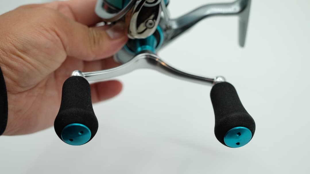 ダイワ 18エメラルダス AIR LT 3000S-CXH スピニングリール