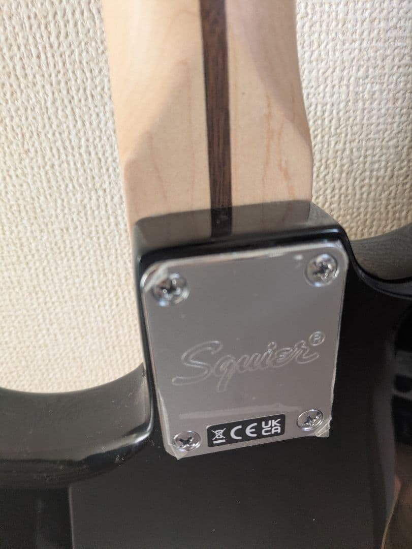 Squier by Fender Sonic Strat ブラックおまけつき
