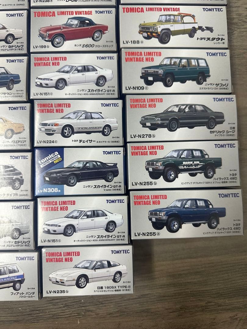 か*み様 新品未使用！トミカリミテッド ヴィンテージ ネオ ミニカーセット 37