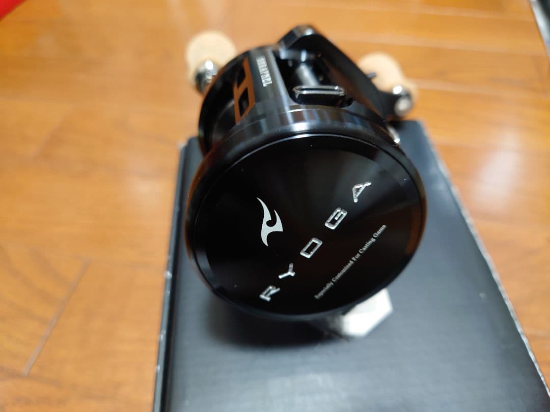 RYOGA SHRAPNEL新品未使用品。 ベイトリール パワーコルクノブ付き