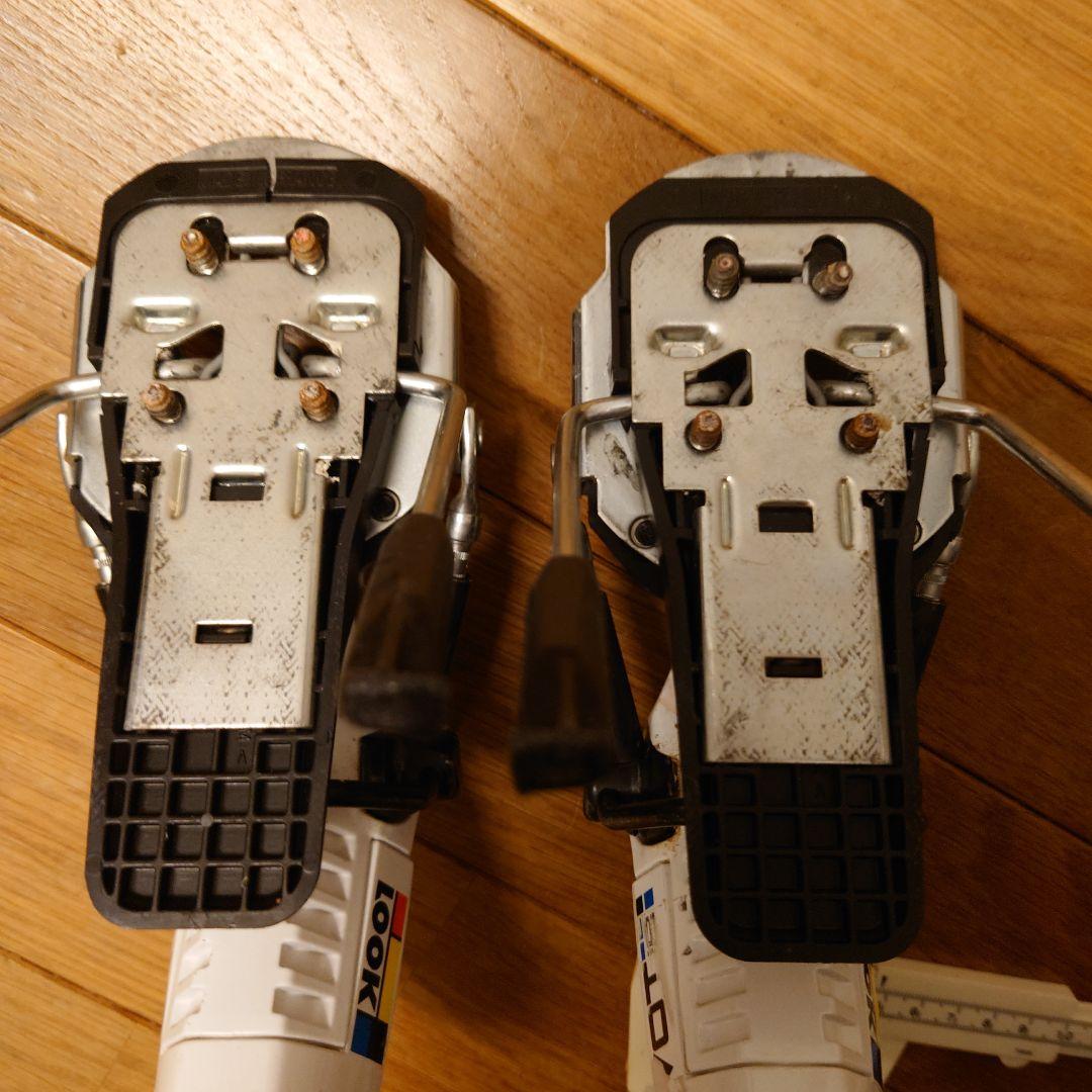 LOOK PIVOT p18 ビンディング ネジ付き