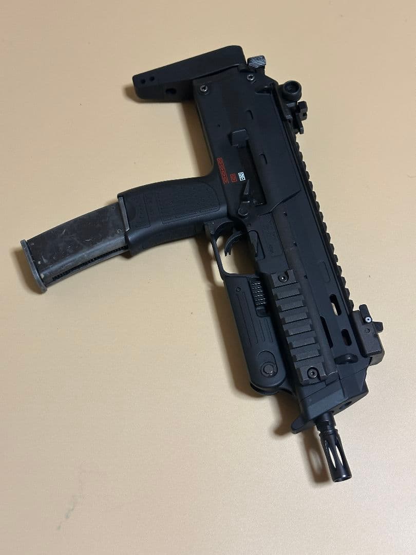 【タイムセール/美品】MP7A1 ガスブローバックエアガン　ブラック