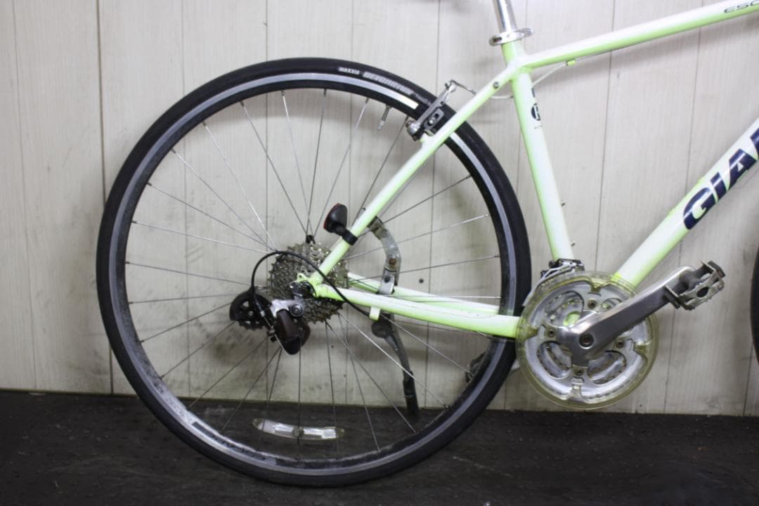 T*A様 GIANT ESCAPE R3 700C アルミ 24速 470mm
