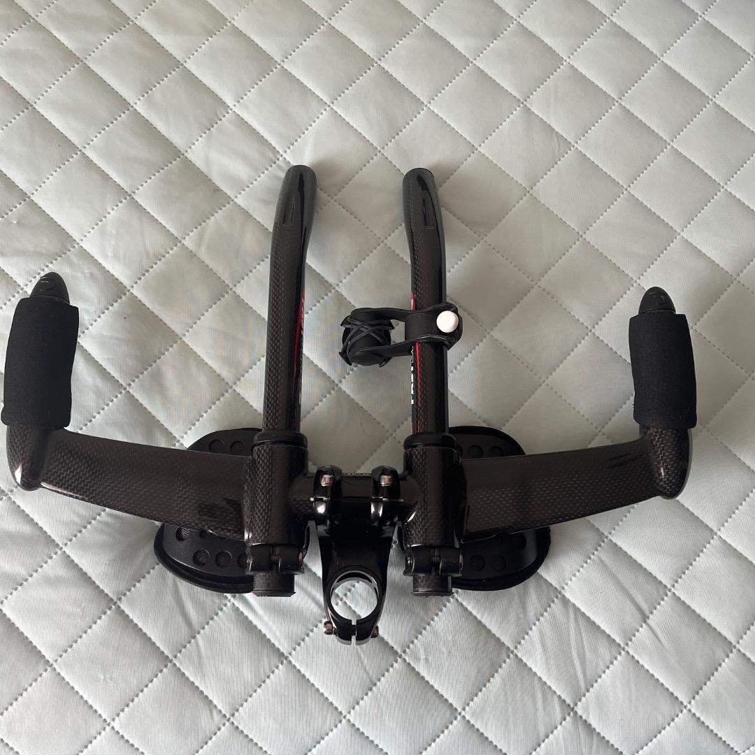 dedaカーボンファイバー エアロハンドル