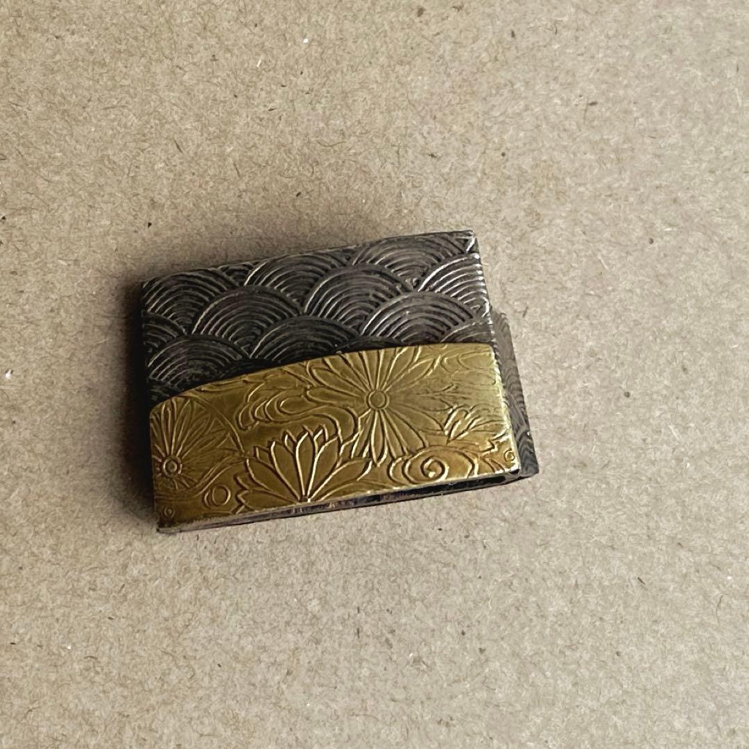 【eee】日本刀装具　金着せ　菊波紋様　二重鎺　ばばき