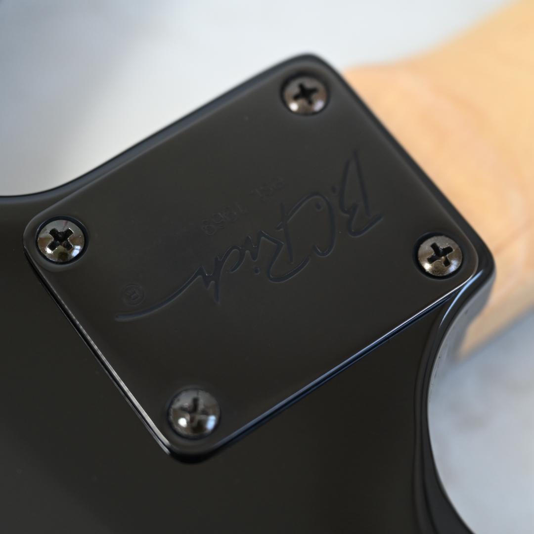 B.C.Rich MK3 ブラック エレキギター 新品 未使用 G016