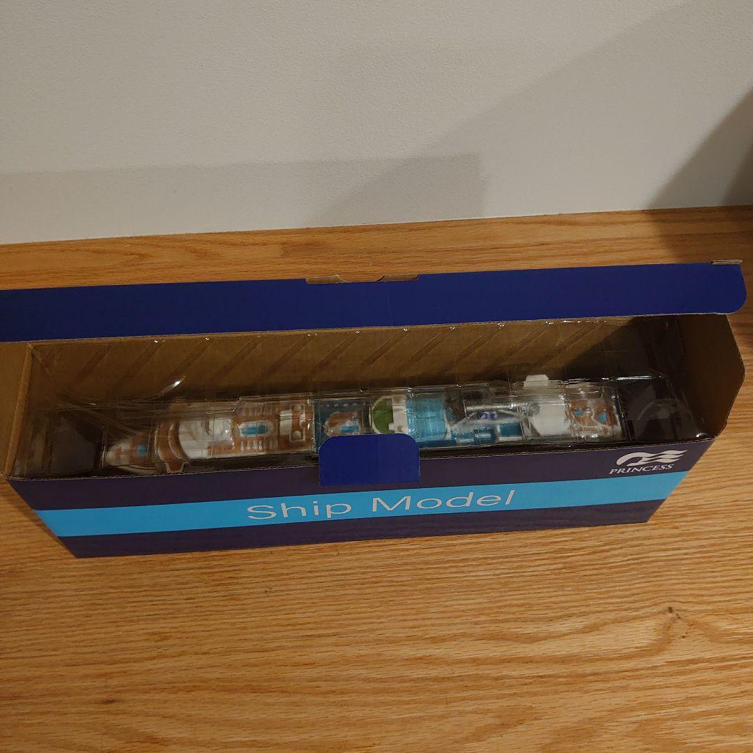 豪華客船　ダイヤモンドプリンセス　模型　ミニチュア