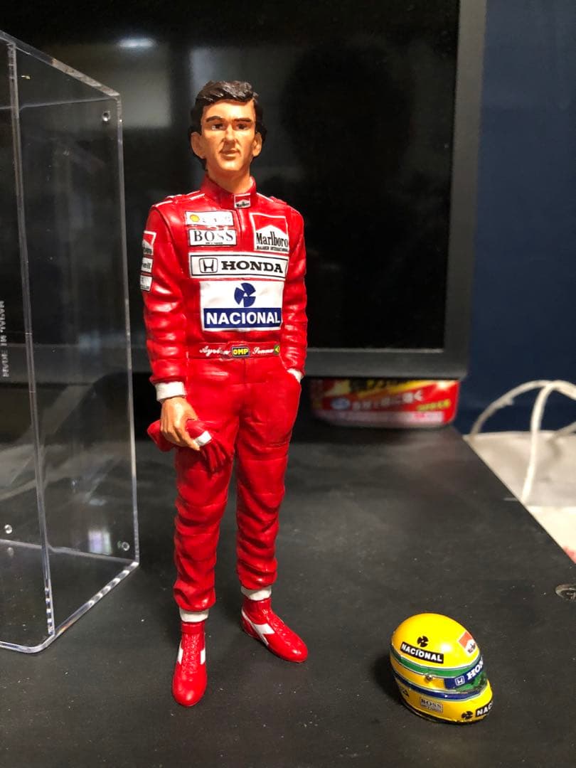 1/12 モデラーズ　アイルトンセナ　フィギュア完成品　マルボロ