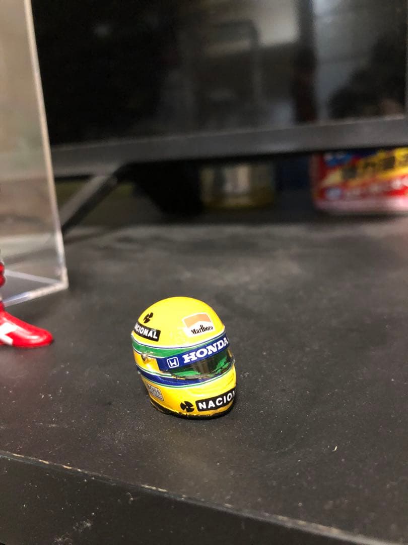 1/12 モデラーズ　アイルトンセナ　フィギュア完成品　マルボロ