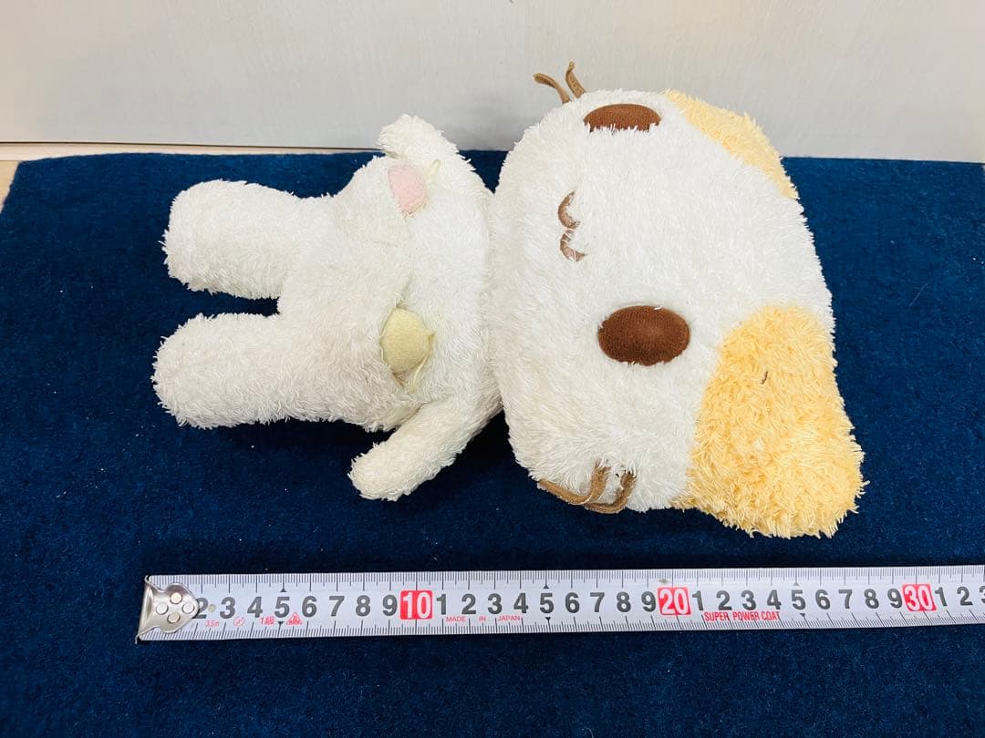 マシュマロみたいなふわふわにゃんこ　サンリオ　ポーズ　ぬいぐるみ