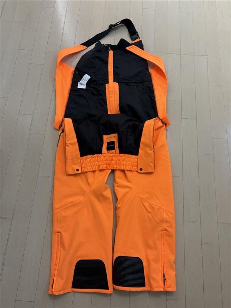 【値下げ】ONYONEオンヨネ2025-26チームウェア技術選着用モデルZONE