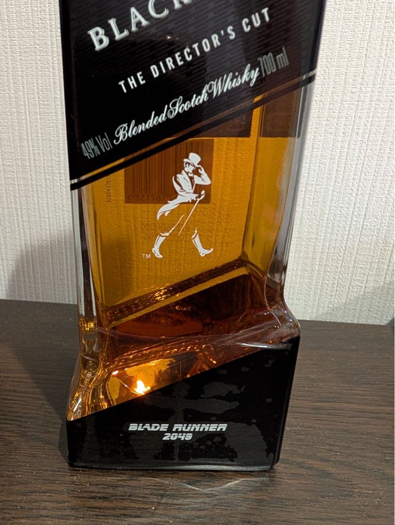 ジョニーウォーカー ブラックラベル ディレクターズカットブレードランナー2049