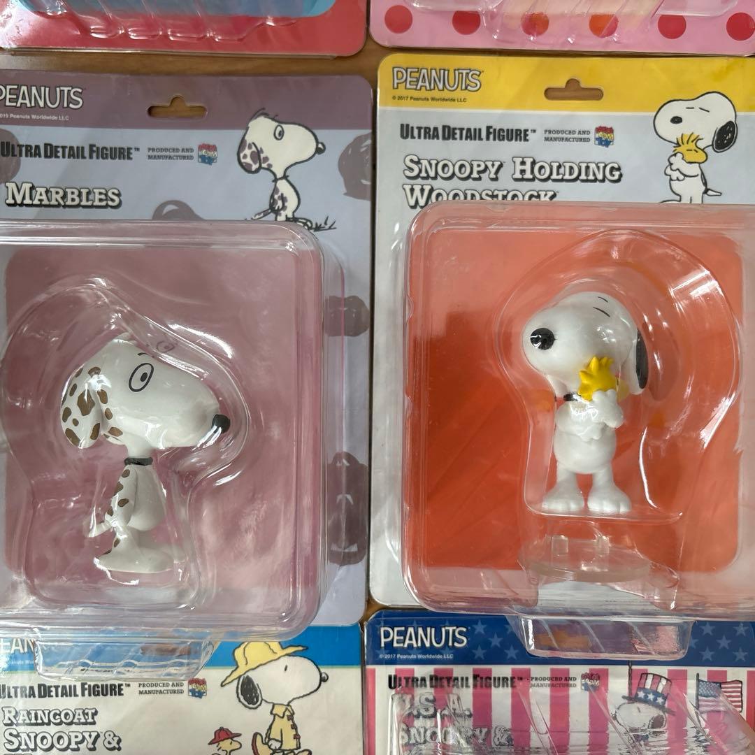 スヌーピー　ウルトラディテールフィギュア　UDF