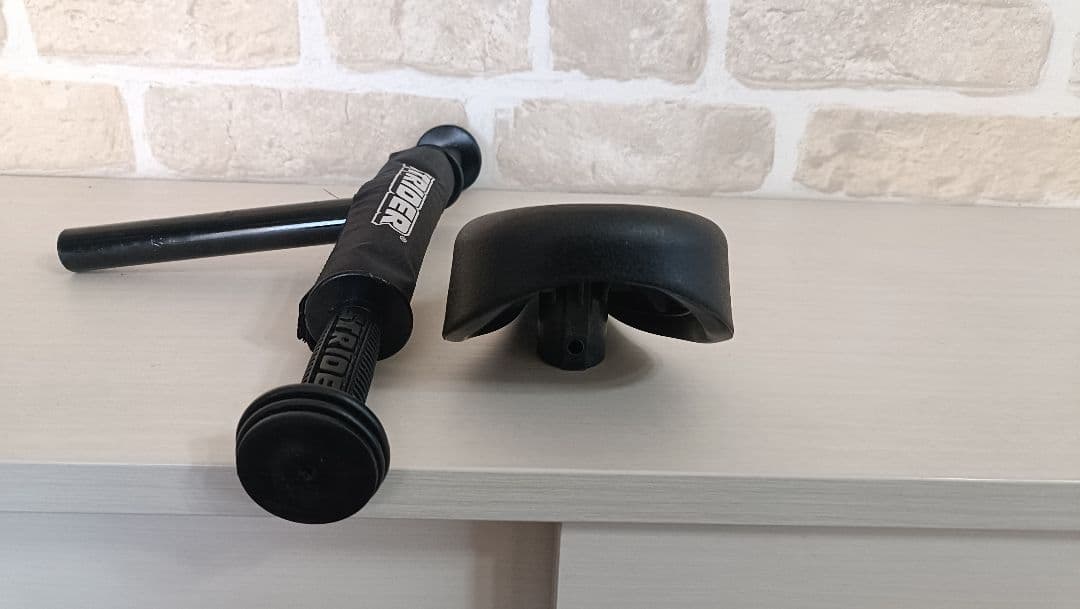 珍しい箱付きです！　ストライダー 本体 グリーン