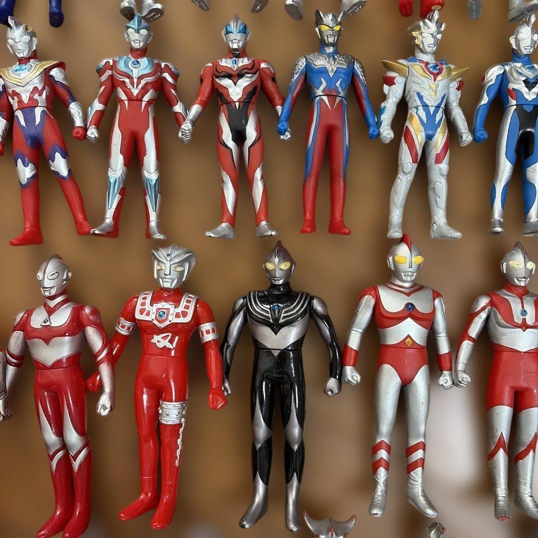 ウルトラマン　フィギュア　ソフビ　セット　まとめ　53個