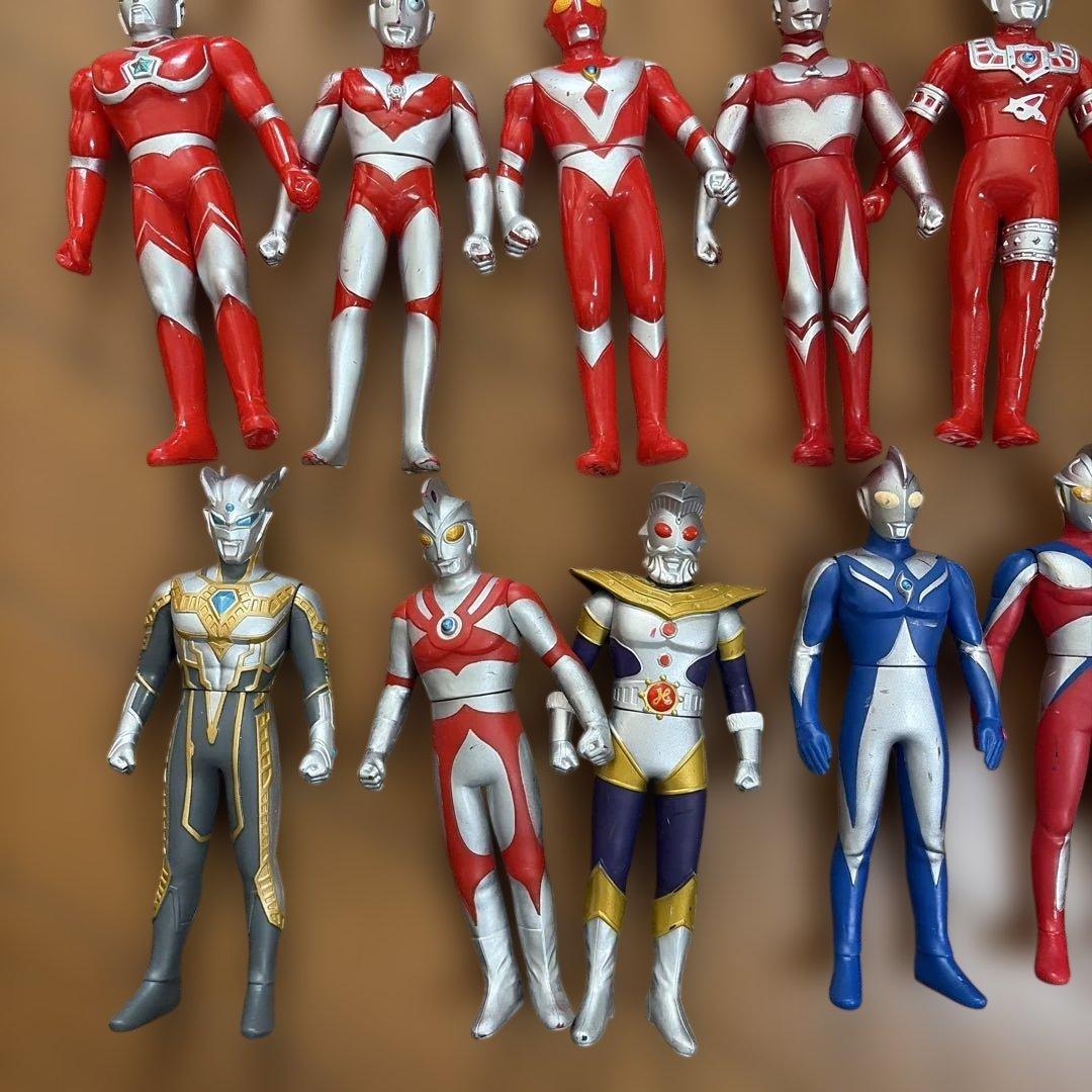 ウルトラマン　フィギュア　ソフビ　セット　まとめ　53個