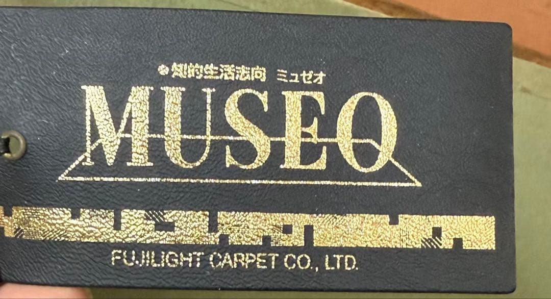 イラン製　装饰的ペルシャ緞通 タブリーズ 女性の肖像　毛100% 送料込み