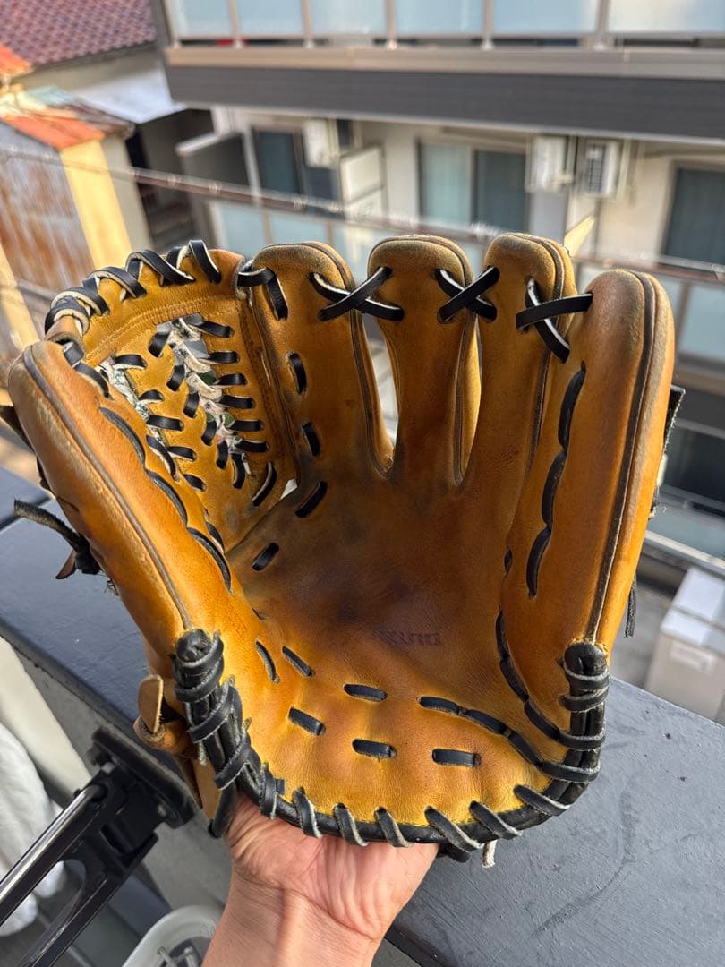 【型よし】ミズノプロ　一般硬式内野手用グラブ