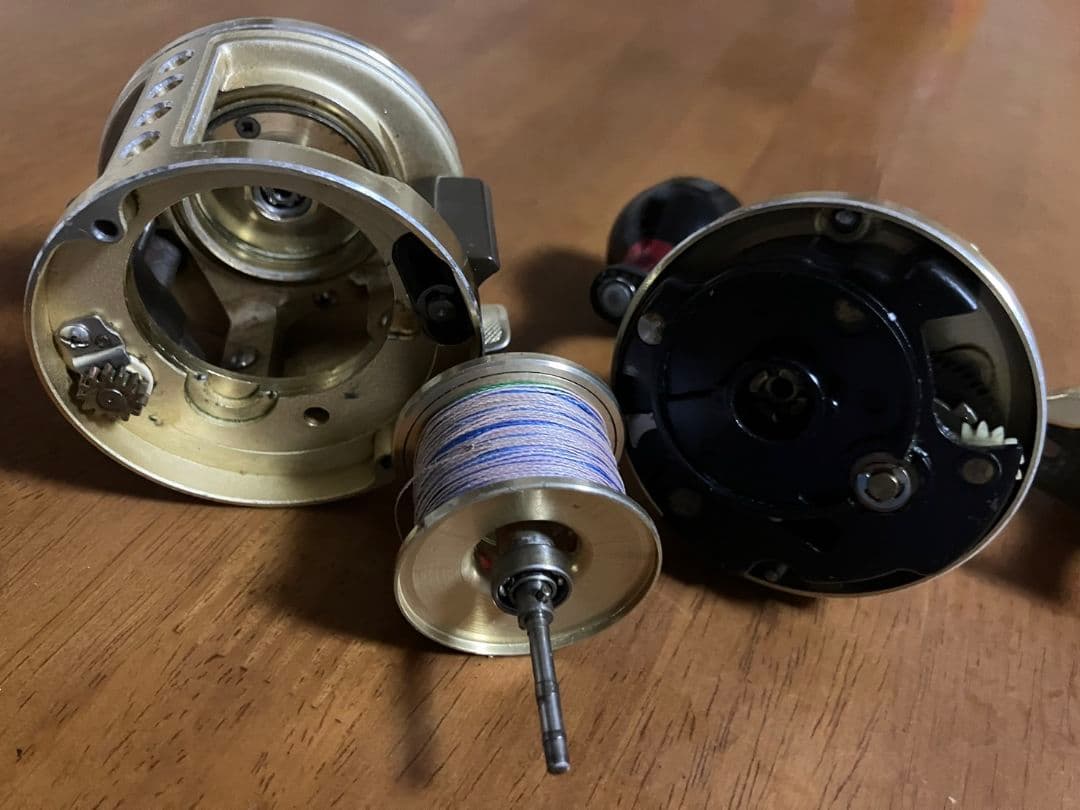 シマノ CALCUTTA ベイトリール