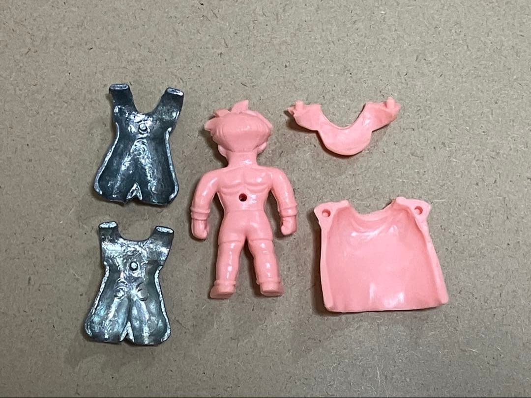 ドラゴンボール　孫悟飯　クロスアップ　メタルジャケット　ドラ消し　肌色　消しゴム