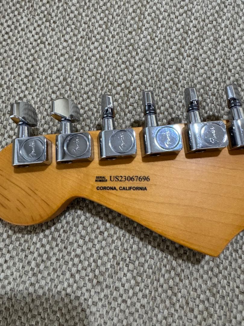 ギター Fender American Ultra Luxe Stratocaster