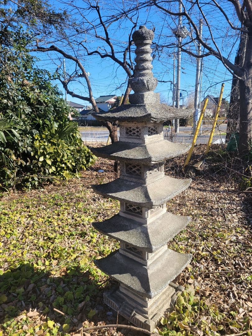 五重の塔　庭石 ☆