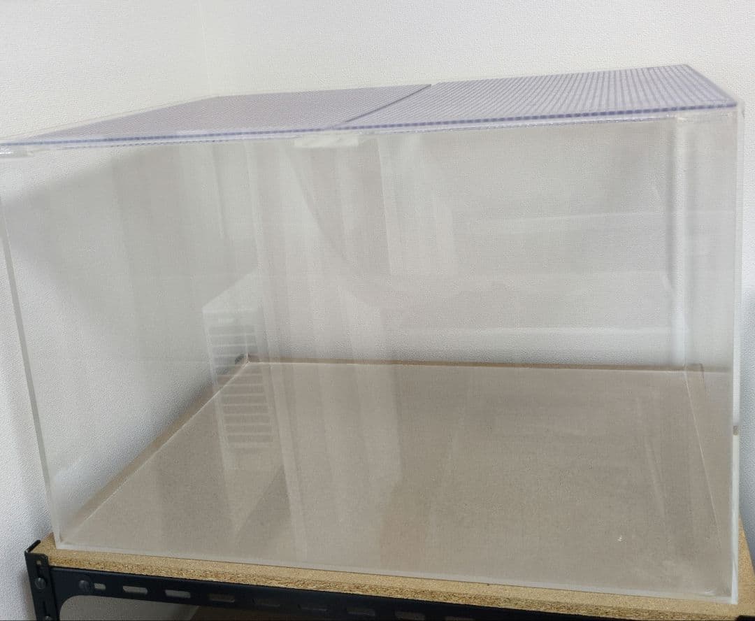 アクリルケージ