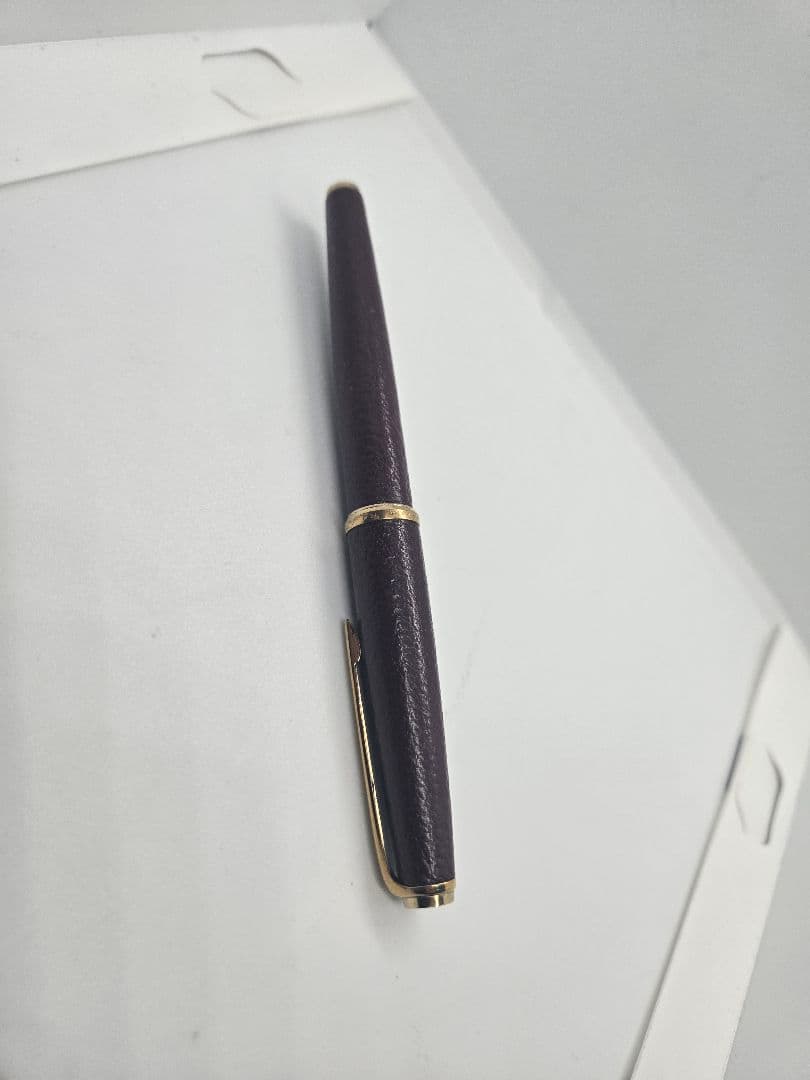 ​【希少】プラチナ万年筆 18K レザー貼り 臙脂（エンジ）色 細軟字