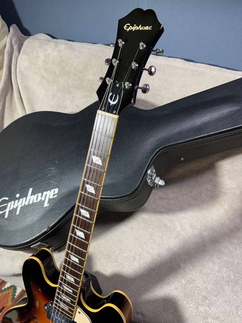 Epiphone エピフォン カジノ Casino ビグスピー　ハードケース付き