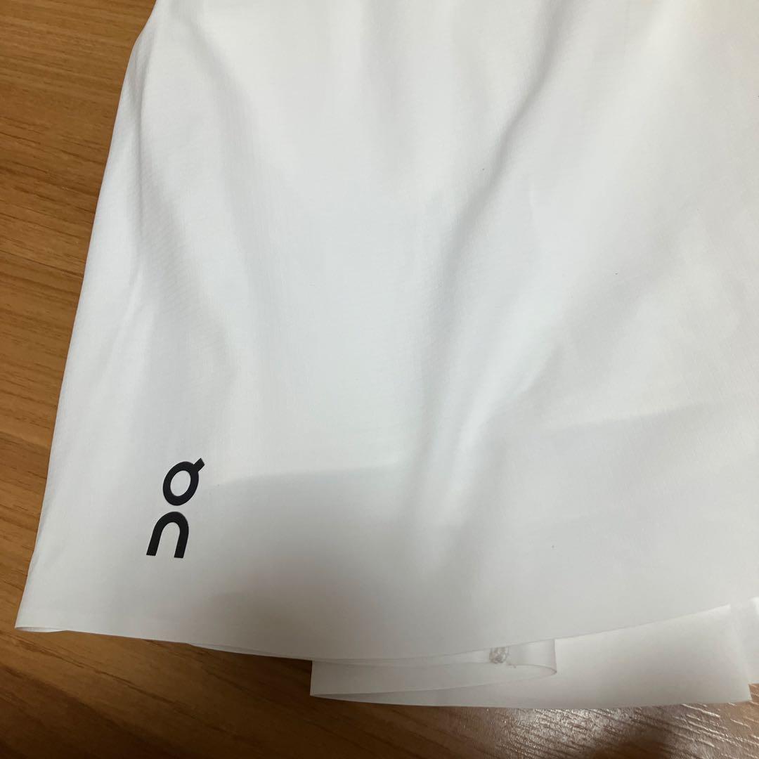 ON テニス　ホワイト プリーツスカート　超美品！