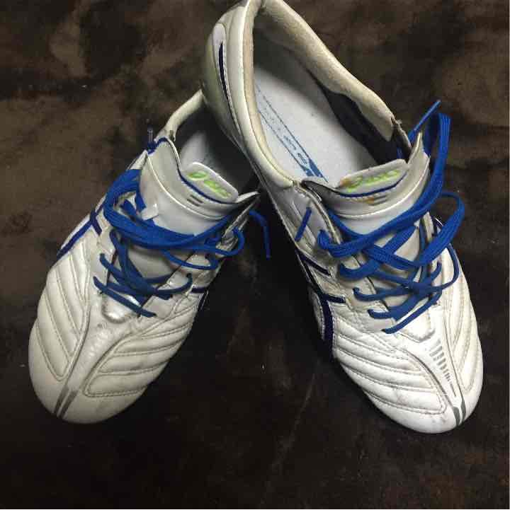 アシックスサッカースパイクFG