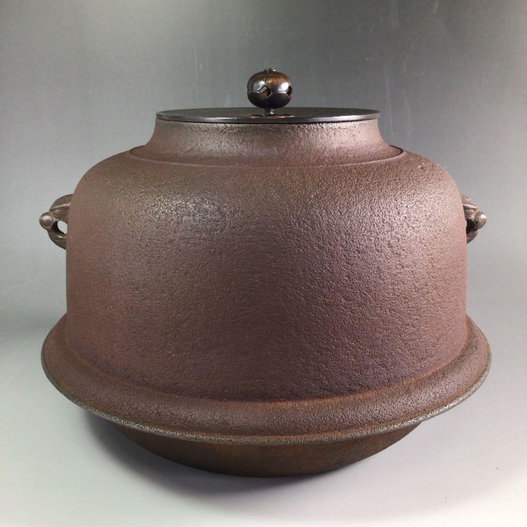 Ｒ３２１　茶釜　『釜師　佐藤浄清造』『真形羽釜』　共箱　茶道具