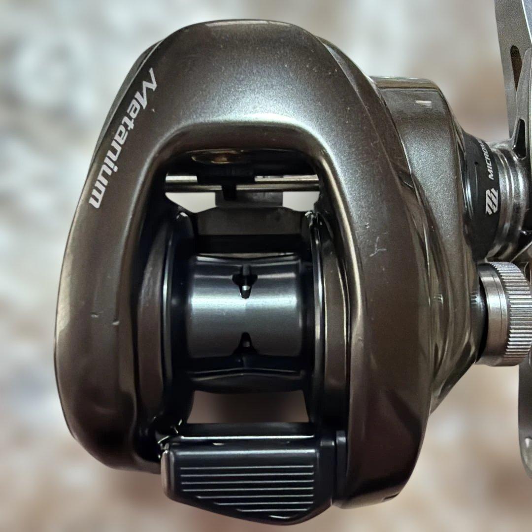 20 メタニウム　XG 分解洗浄グリスアップ済み　ギア良好　右