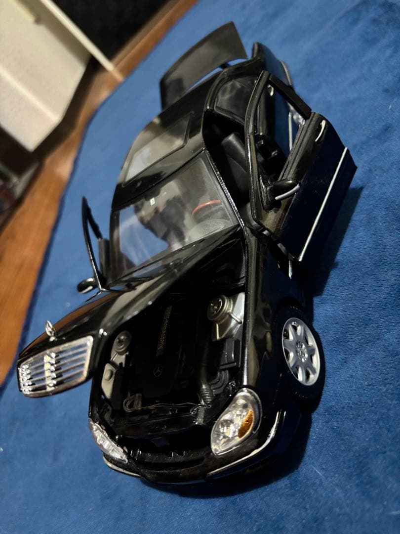 LS460 メルセデスベンツ　Sクラス　1/18