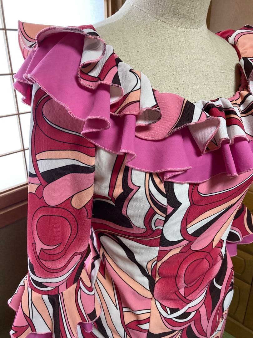 フラメンコ衣装　ツーピースドレス　セットアップ　ストレッチ