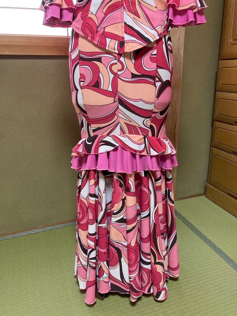 フラメンコ衣装　ツーピースドレス　セットアップ　ストレッチ