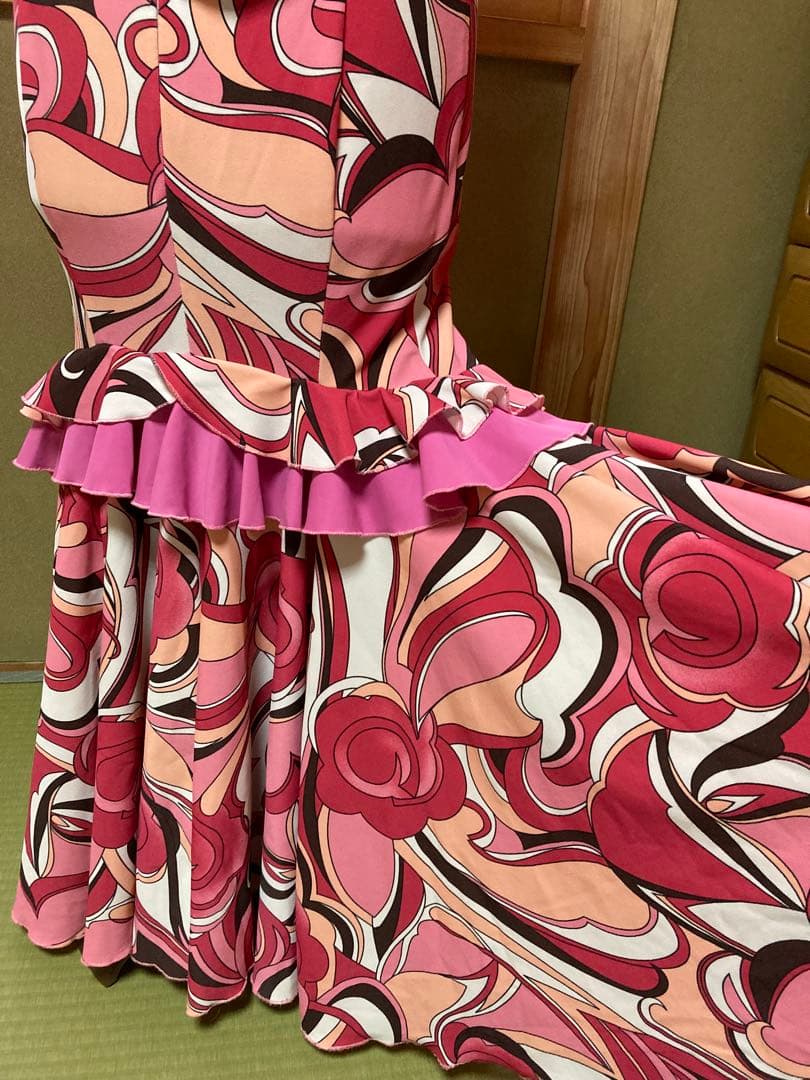 フラメンコ衣装　ツーピースドレス　セットアップ　ストレッチ