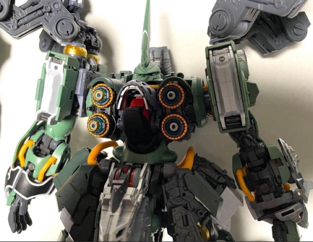 Axis Model 1/100 オシリス エリアル ドミネーター　現状品