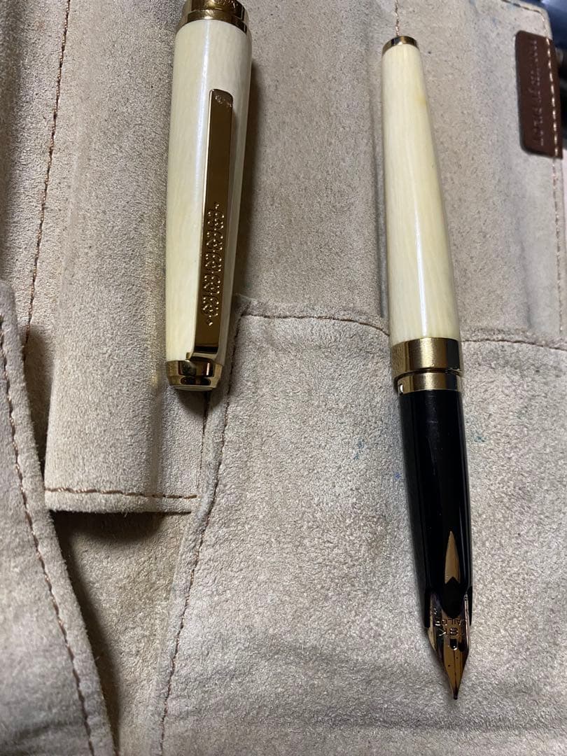 セーラー　銘木シリーズ　ホワイト軸　万年筆　希少