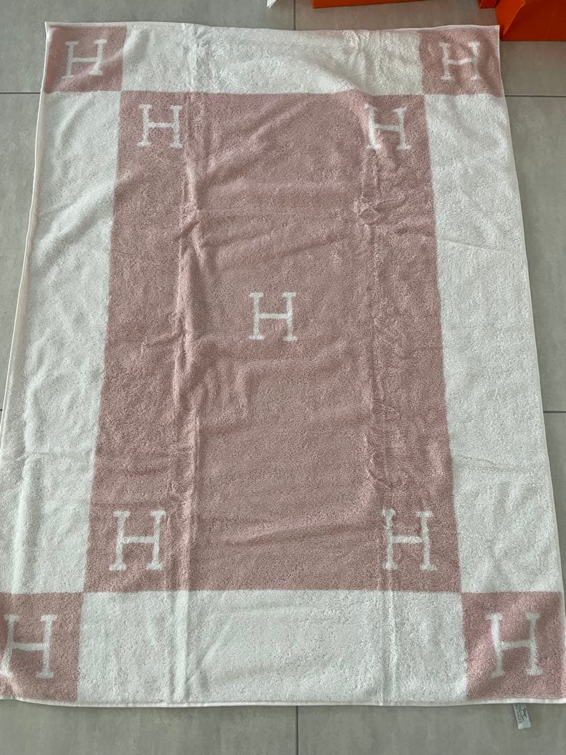 HERMES バスタオル アヴァロン　箱袋付き